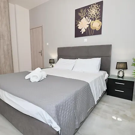 Harmony Seaside House דירה