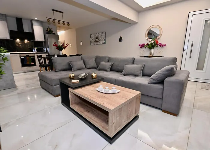 Harmony Seaside House *